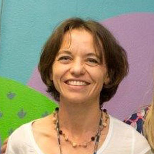 Dr Elisabetta Walters
