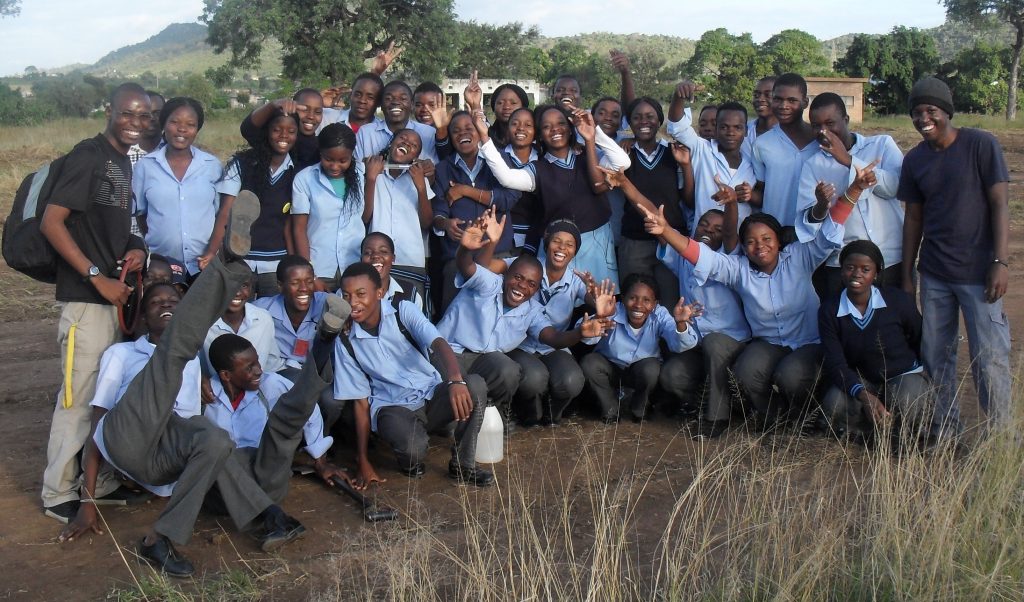 Duncan Nengwenani (on the right) with the group of Grade 11 learners of the Mugoidwa Secondary School that assisted him with his research project.