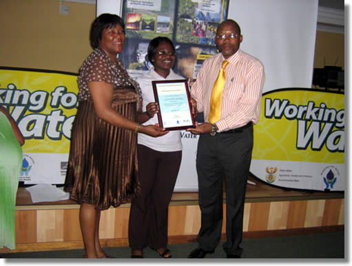 Mrs. Florence Gamanie (National Education Officer), Keafon Jumbam (Iimbovane Outreach Technician) and Mr. Mobayi (Chief Education Specialist of Limpopo province) during the award ceremony.