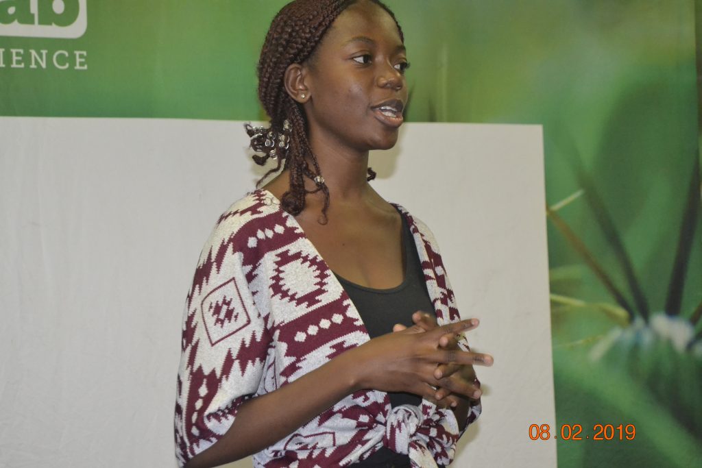 Sedzani Ndou presented her research efforts to advance current TB diagnosis strategies