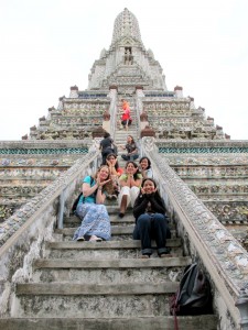 Visiting a Bangkok Temple