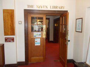 niven-library3