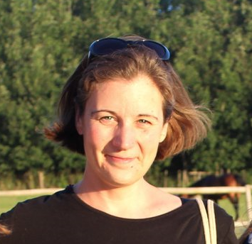 Read more about the article Dr Heidi Hirsch